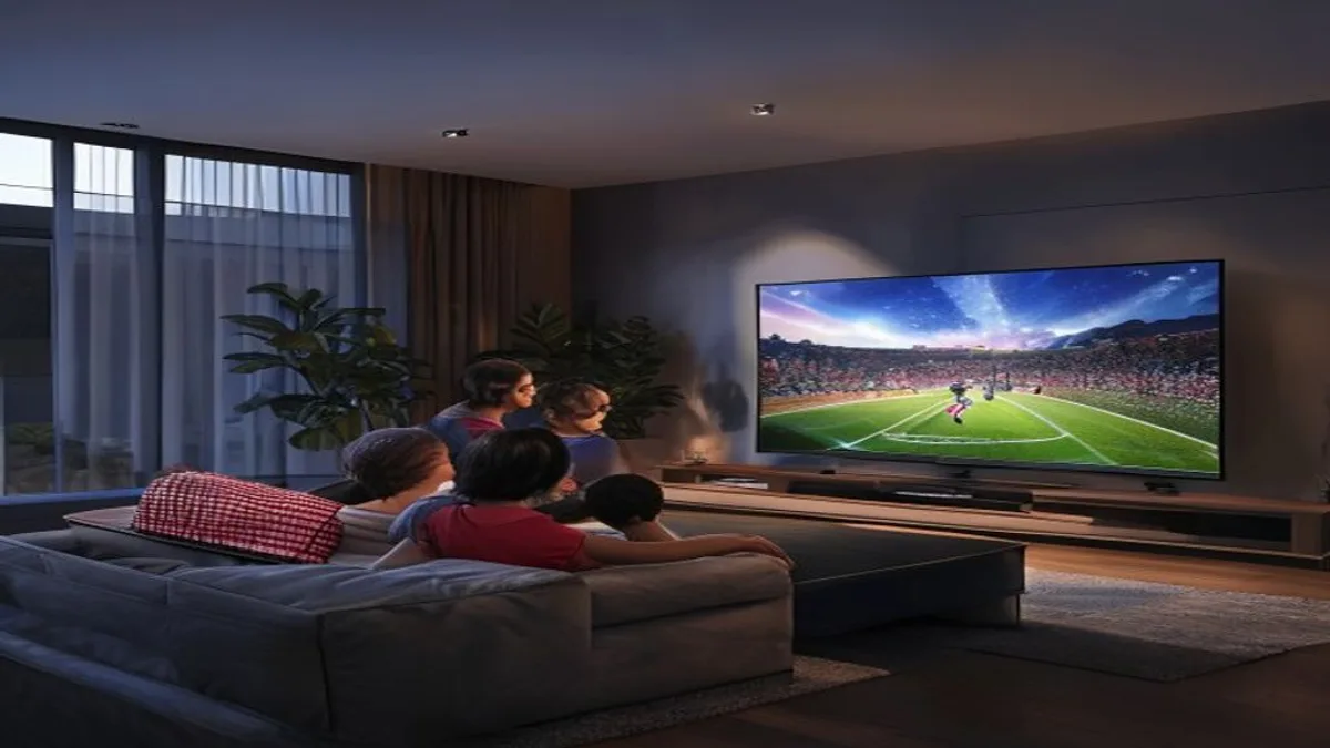 Tivi Xiaomi 75 inch cho trải nghiệm xem phim và bóng đá đã mắt
